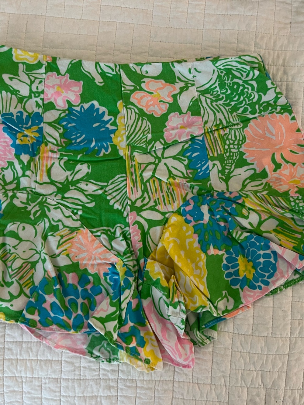 Lilly Pulitzer Green Floral Flowy Shorts with Pink Blue Yellow Accents